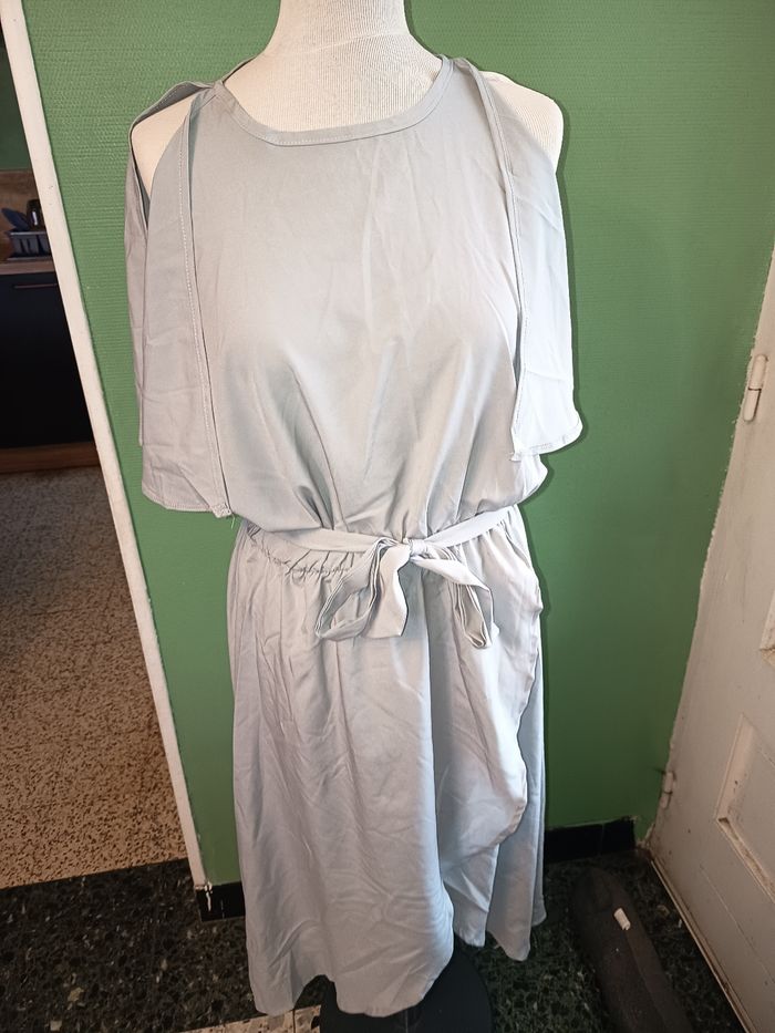 Robe de soirée grise perle - photo numéro 2