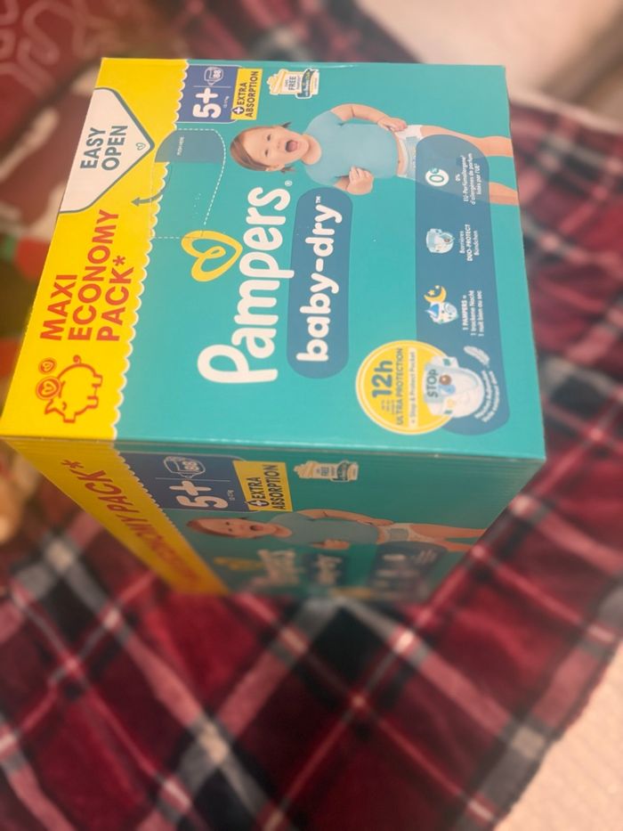 Maxi pack Pampers baby dry taille 5+ - photo numéro 2