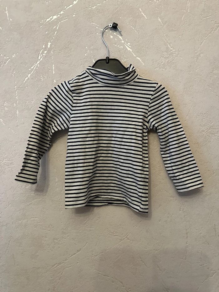 T-shirt col roulé taille 18 mois