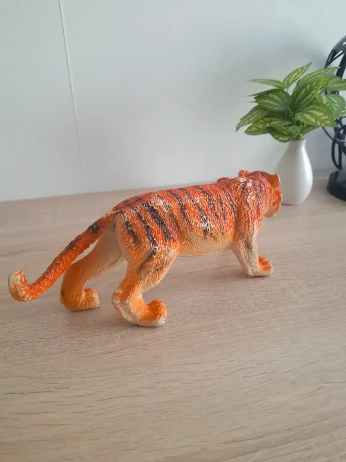 Figurine Tigre - photo numéro 3