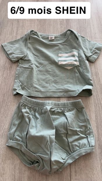 Ensemble t shirt et short