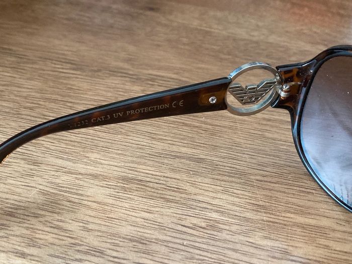 Lunettes de soleil - photo numéro 4