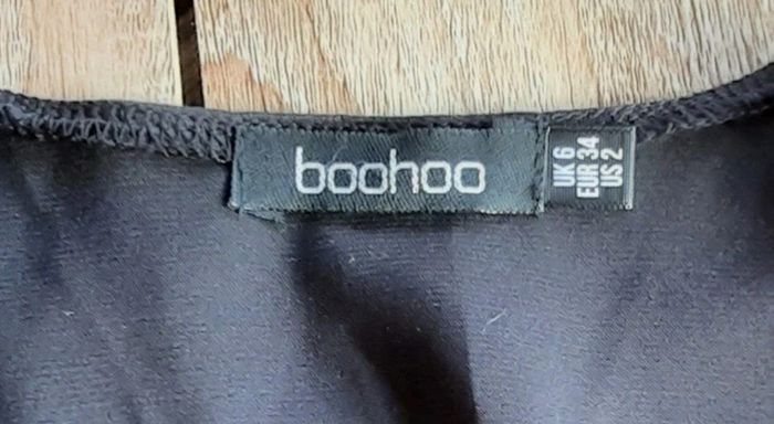 Robe noire satin boohoo 34 - photo numéro 3