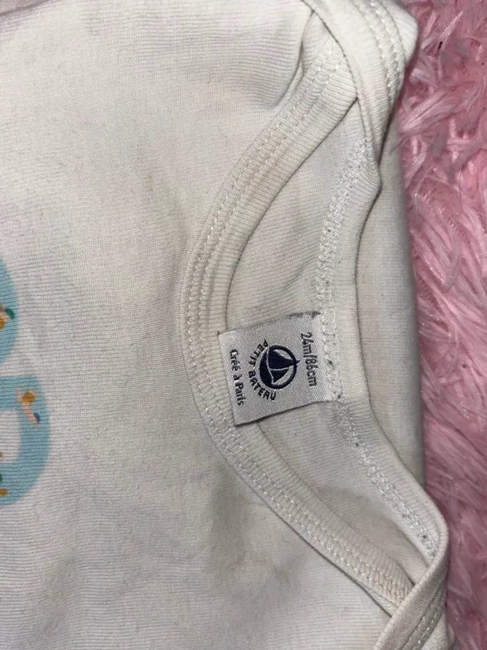 Lot de 2 bodys + 1 offert petit bateau - photo numéro 2