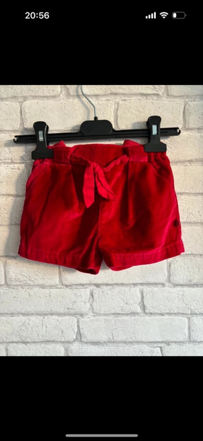 Short velours obaibi taille 23 mois