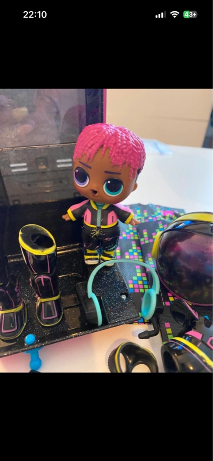 Poupée LOL OMG Dance Dance Dance Virtuelle - photo numéro 10