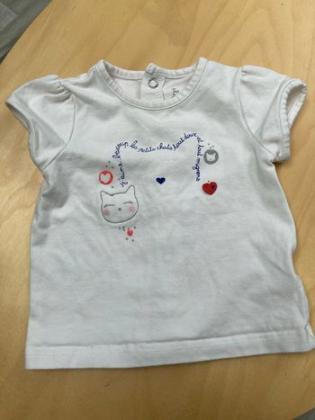 TEE shirt blanc 6 mois