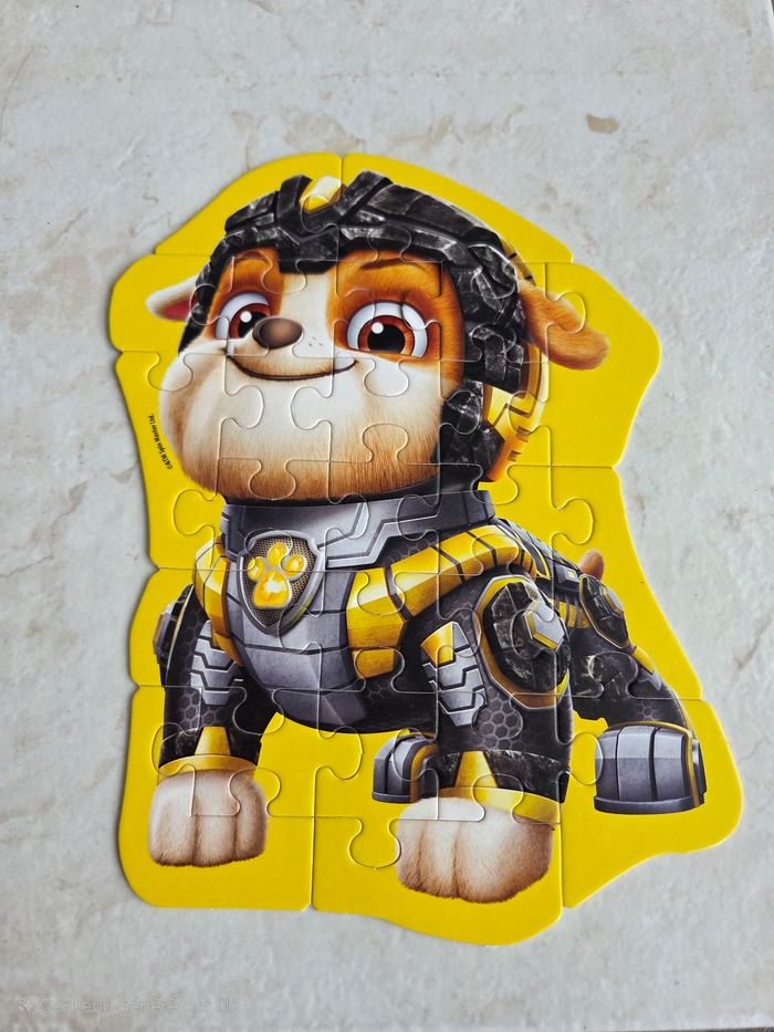 Puzzle 24 pièces complet - Ruben (Pat' Patrouille) de Burger King