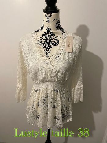 Blouse à manches 3/4 blanc à dentelle col V cache cœur taille élastique neuf lustyle taille 38