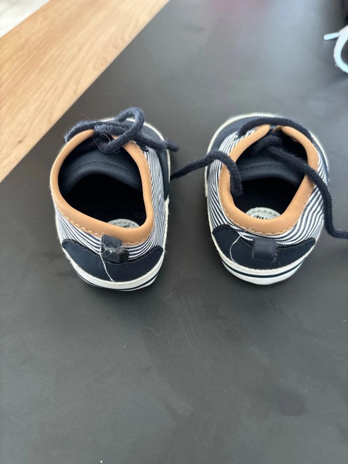 Chaussure bébé - photo numéro 3