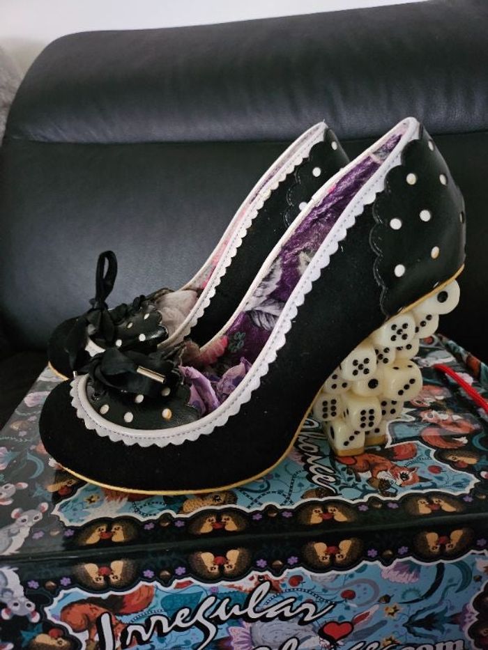 Chaussures pin up irregular T 40