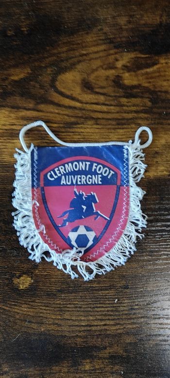 Fanion Clermont foot Auvergne 