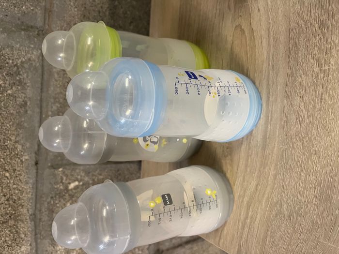 Lot Biberons MAM + goupillon + égouttoir - photo numéro 4