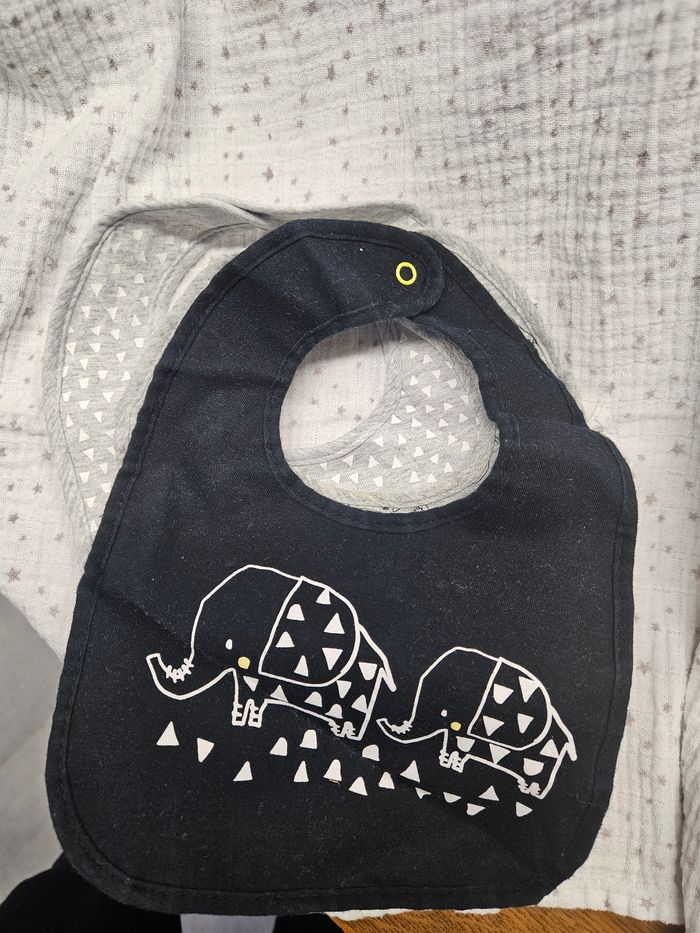 Bavoirs plastique - photo numéro 3