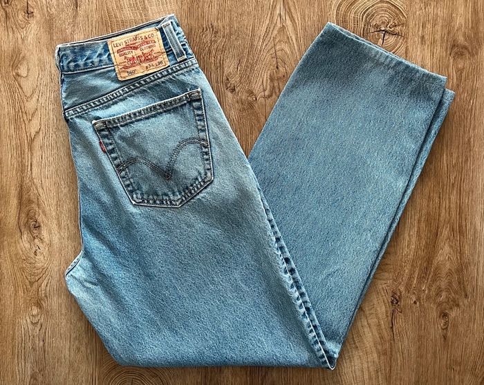 Jean/pantalon bleu clair Levi's 560 pour homme, taille : W 34 (44 taille française) - photo numéro 2