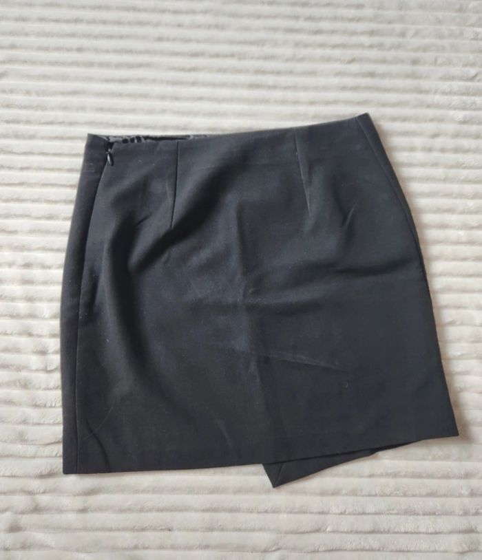 Jupe courte noire Grain de Malice – Taille 36 – Chic et basique - photo numéro 4