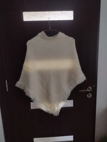 Capes