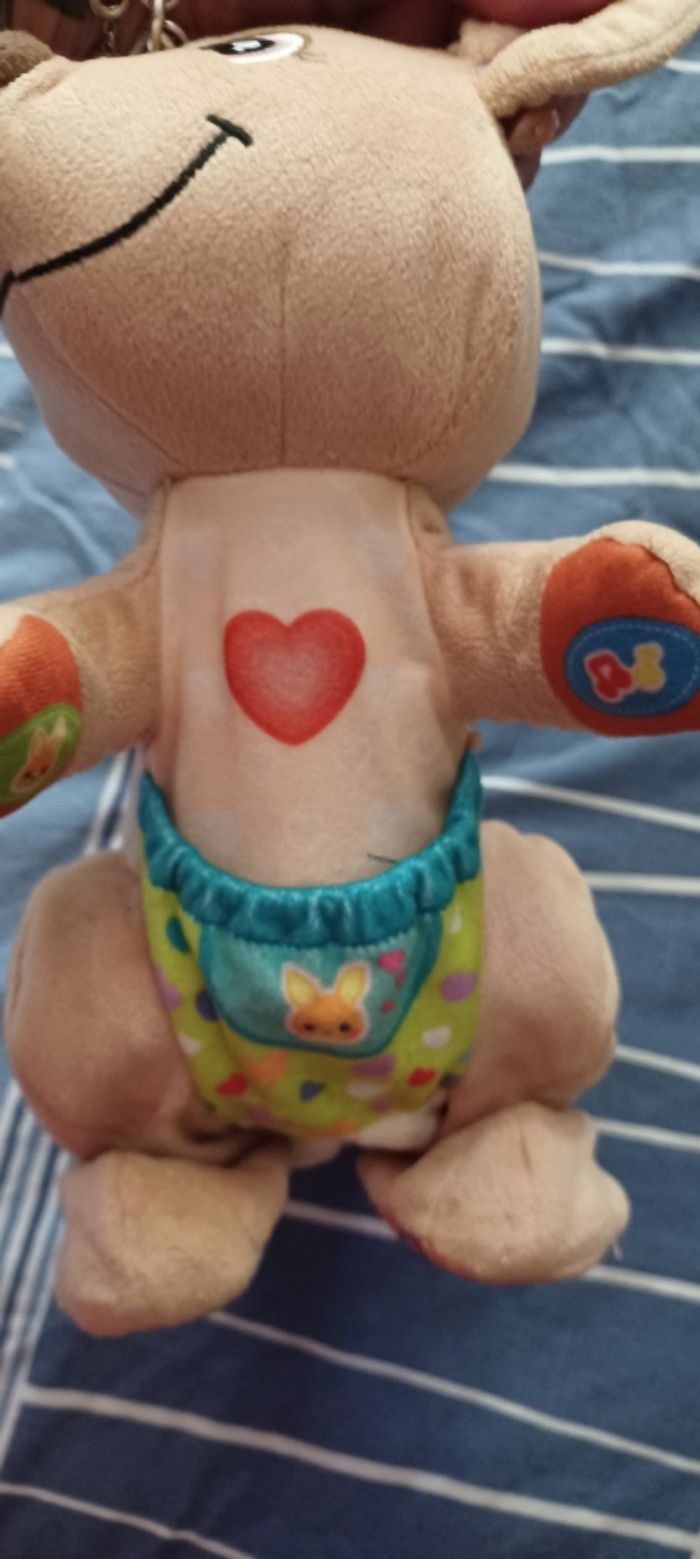 Peluche kangourou qui saute  lisez bien l'annonce surtout - photo numéro 3