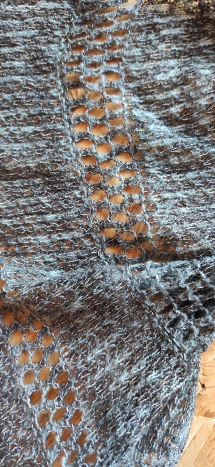 Écharpe légère grise - photo numéro 2