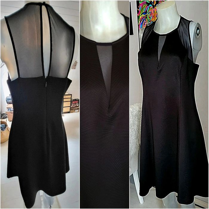 Robe ceintrée noire satinée avec plumetis. Décolleté et dos en voile. Guess XL/42. Neuve 🥰 - photo numéro 13