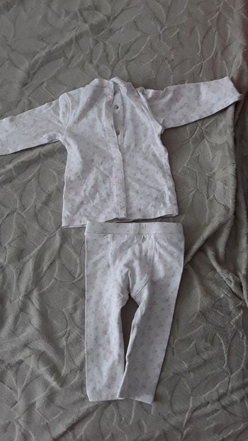Ensemble t shirt ml et pantalon taille 12 mois