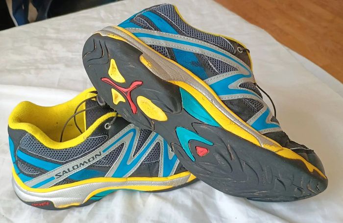 Baskets chaussures pour homme taille 38. 2/3 - photo numéro 2