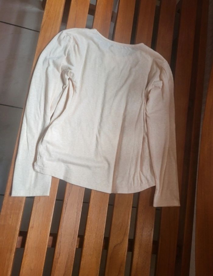 Tee shrit longue 10 ans - photo numéro 3