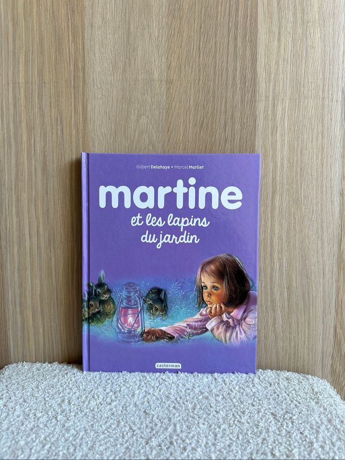 Livre Martine et les lapins du jardin