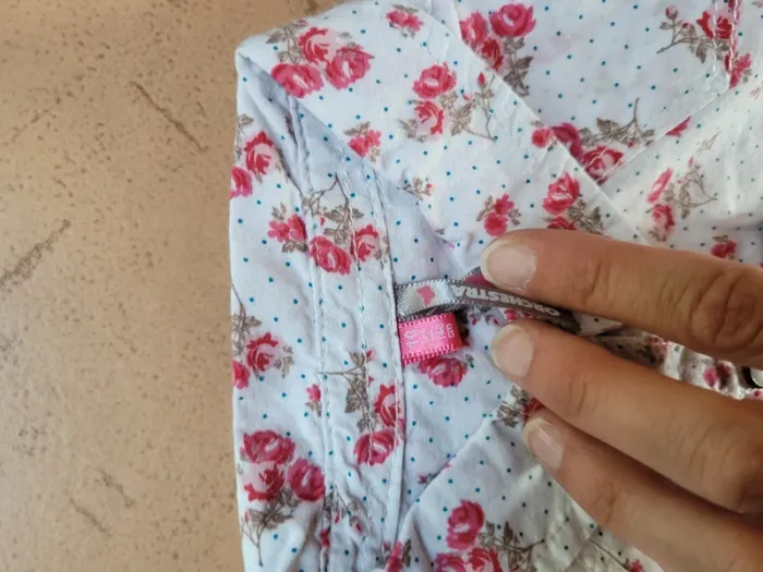 Chemise manches courtes fleurie 10 ans tbe - photo numéro 2