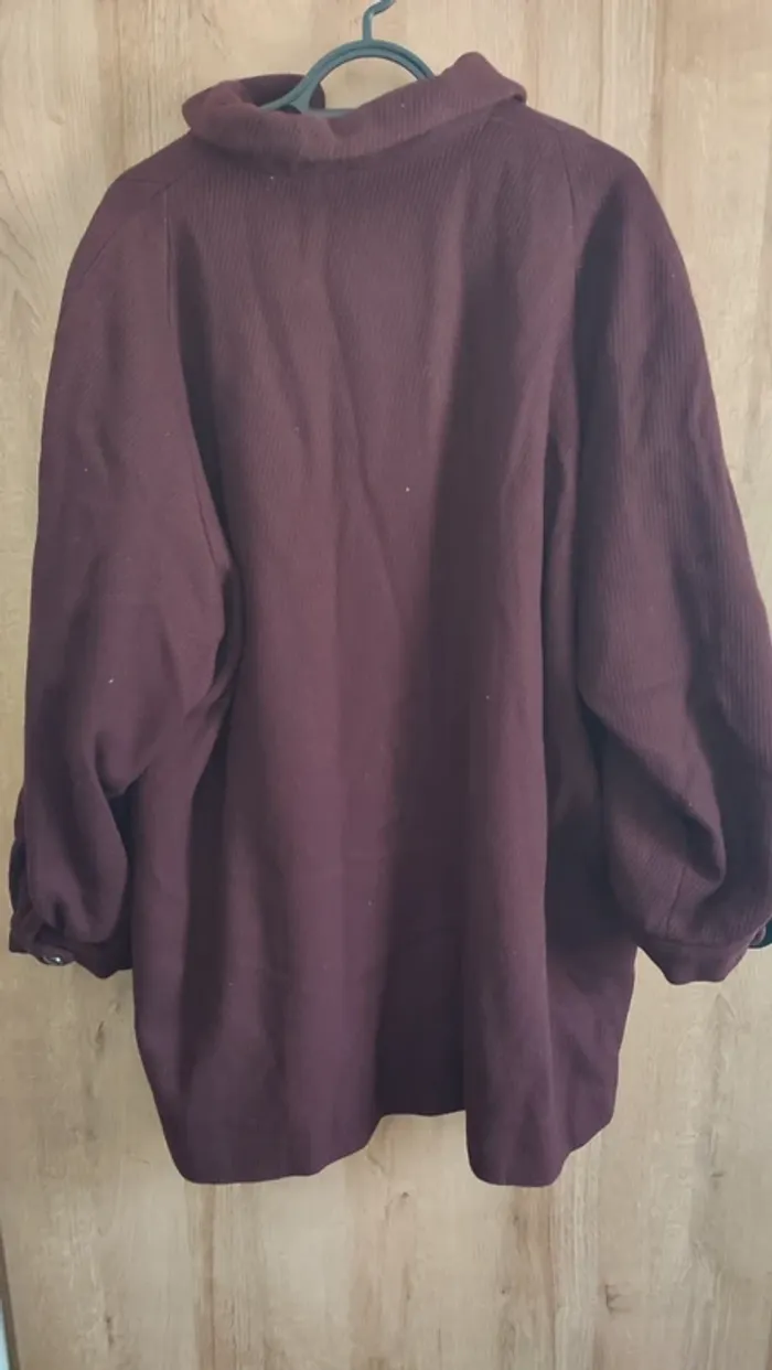 Manteau bordeau T2 ''Des petits hauts'' - photo numéro 2