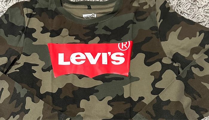T shirt Lévis 10 ans - photo numéro 2