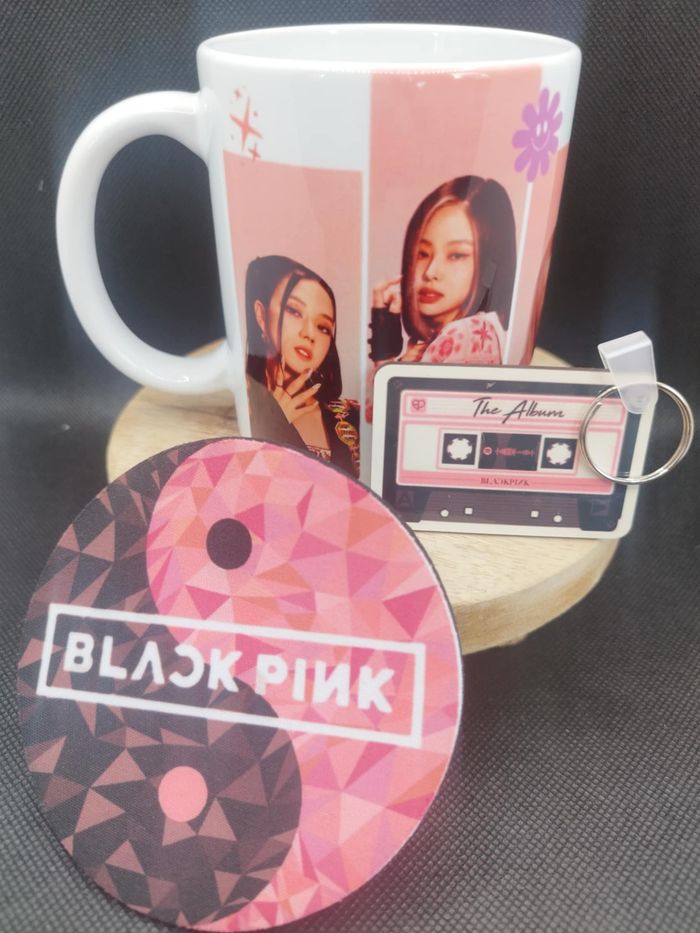 Coffret Blackpink – Mug, dessous de tasse et porte-clé K-pop 💖🖤 - photo numéro 2