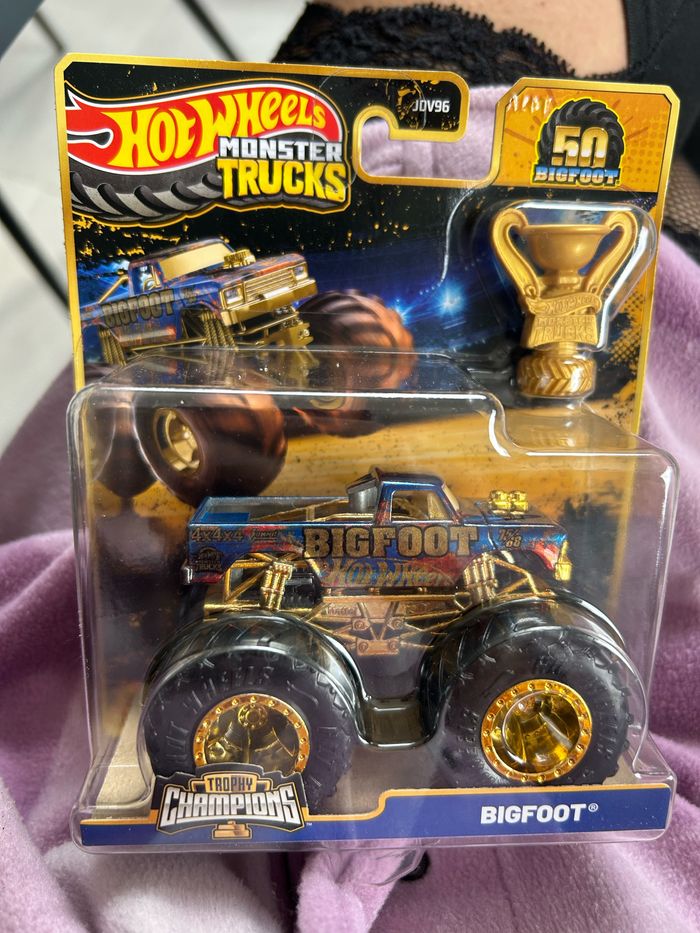 Monster trucks voiture big foot
