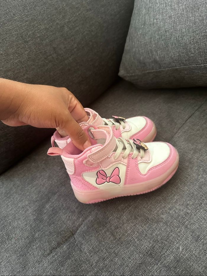 Basket petite fille Minnie taille 24 - photo numéro 2