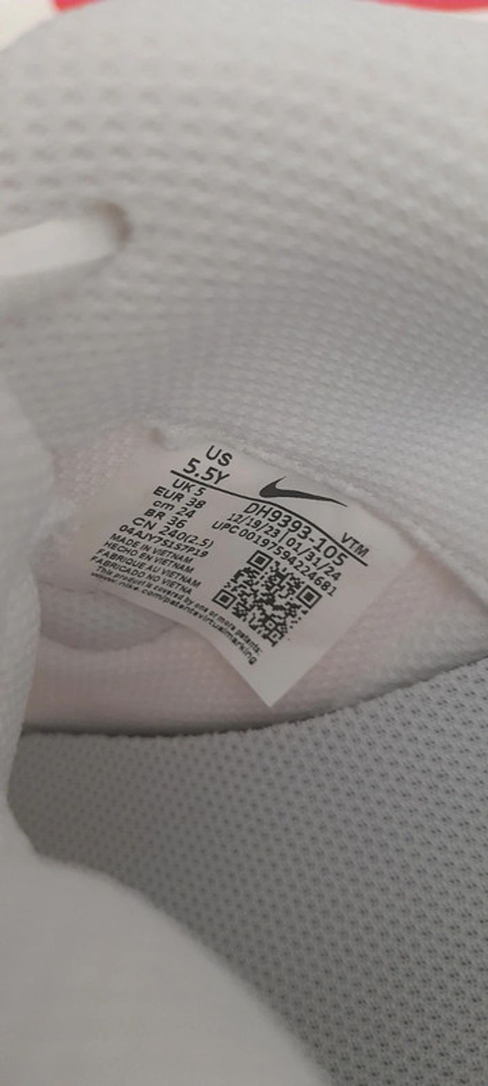 Basket Nike Air Max W 2090 - photo numéro 10