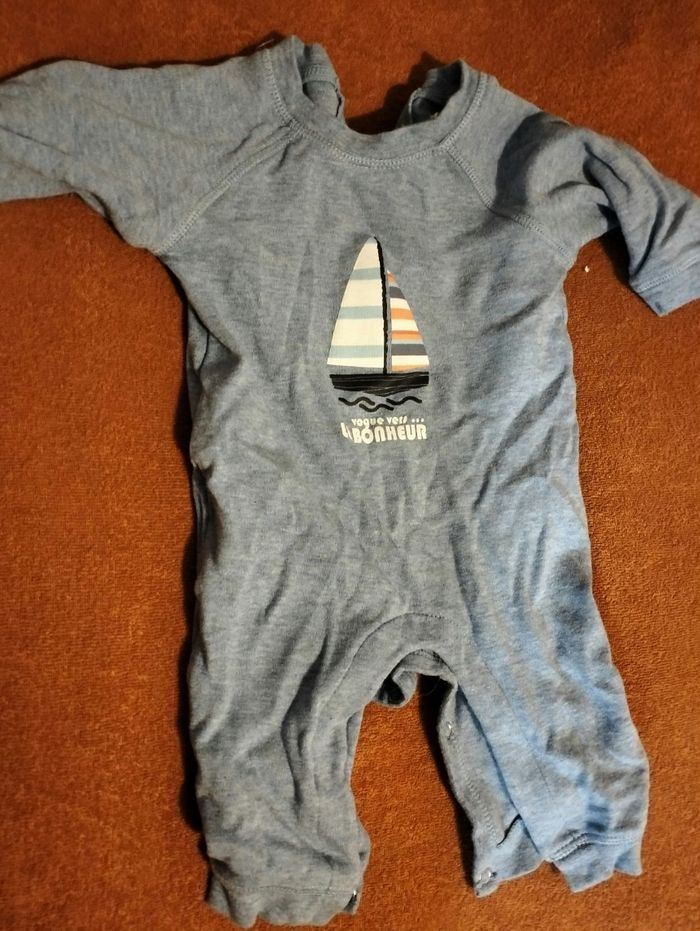 Pyjama neuf sans pied - photo numéro 4