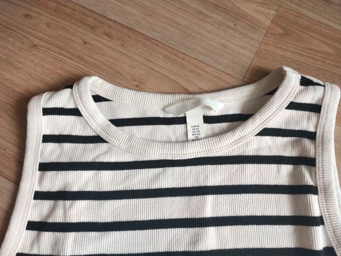 Top débardeur crème noir rayé hm taille XL neuf - photo numéro 4