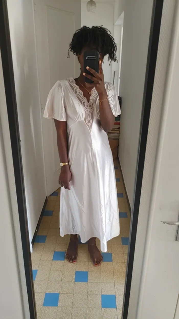 Robe de chambre chemise de nuit vêtements d'intérieur vintage dentelle décolleté cintrée longue - photo numéro 6