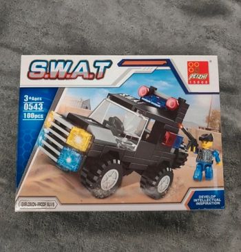 Jeu de construction 100 pièces swat