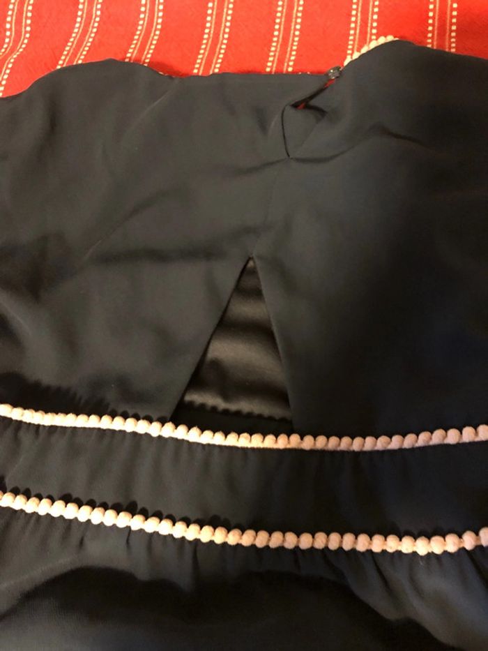 Robe petite ouverture dans le dos - photo numéro 3