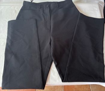 Pantalon noir neuf  (T44)