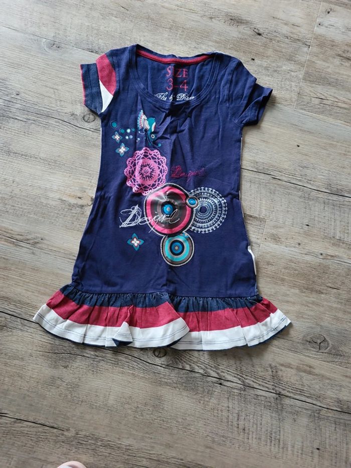 Robe Desigual 3/4 ans