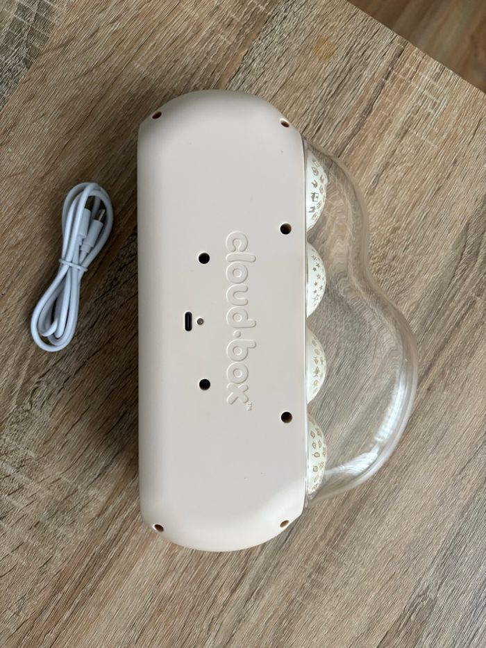 Boîte à histoire Cloud B - photo numéro 2