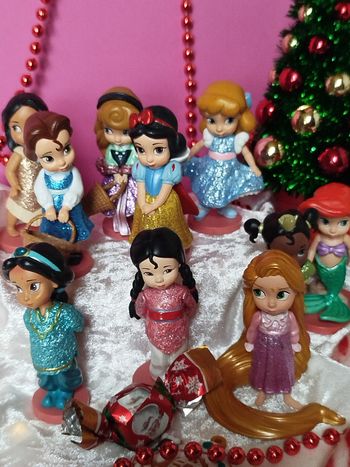 Lot de 10 figurines - Disney princesses animators