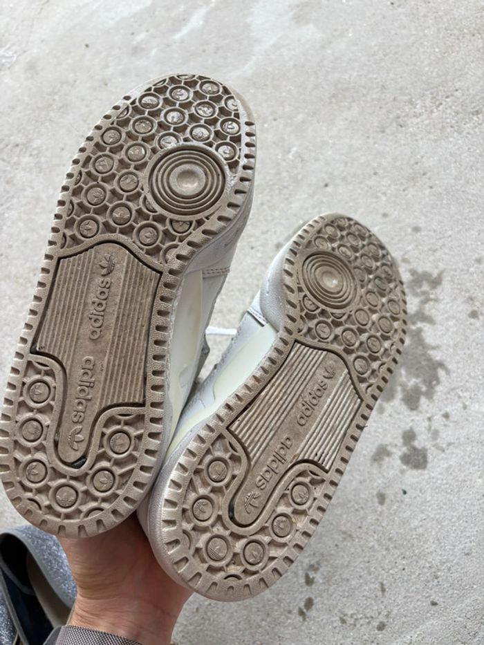 Basket Adidas blanche - photo numéro 13