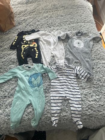 Cinq. Pyjamas, garçon