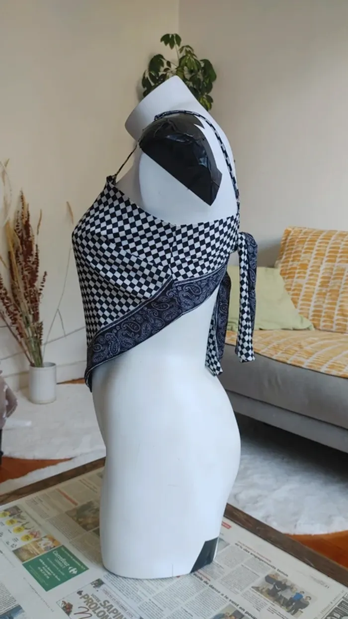 Top foulard à nouer dans le dos damier - photo numéro 6