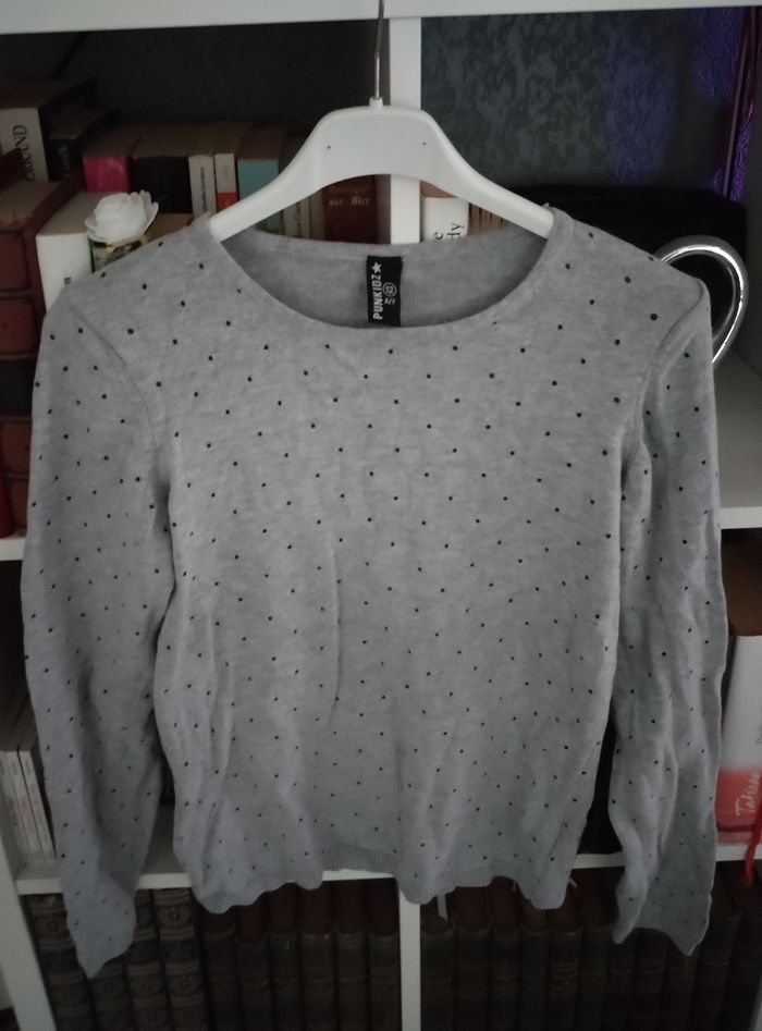 Pull gris 100% coton en très bon état 👌🏻