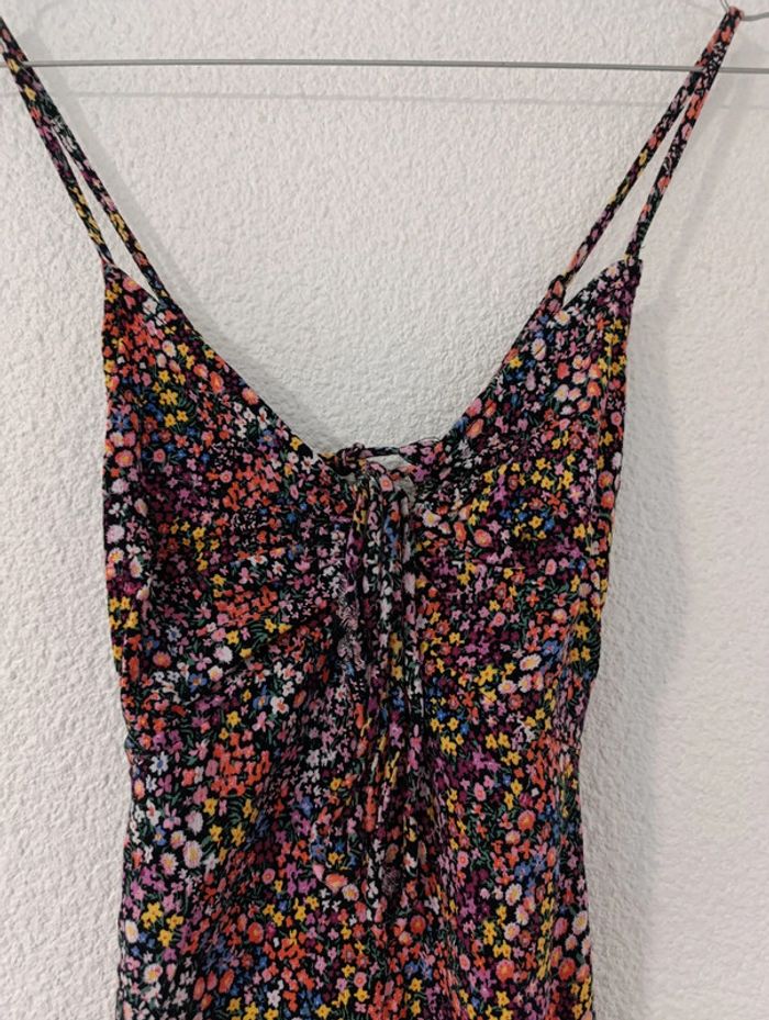 Robe fleurie dos nu - photo numéro 4