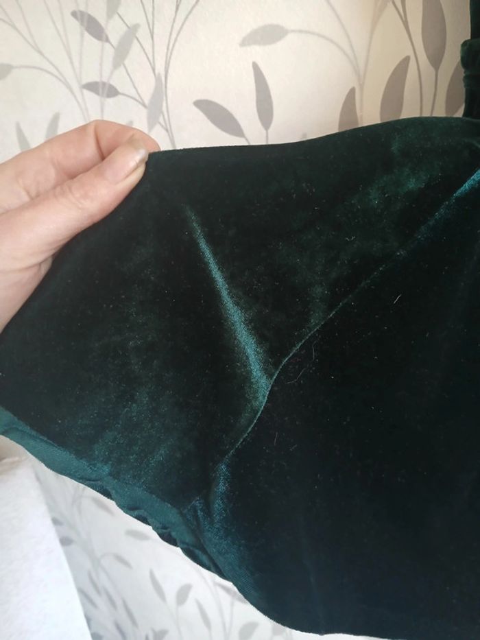 Superbe robe 👗 fille en velours vert foncé taille 4/5 ans - photo numéro 3